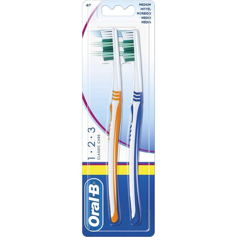 Oral B Classic Care 123 Medium 40 Toothbrush 2pk